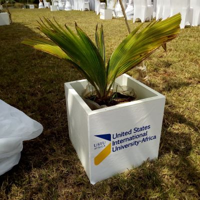 USIU branded decor